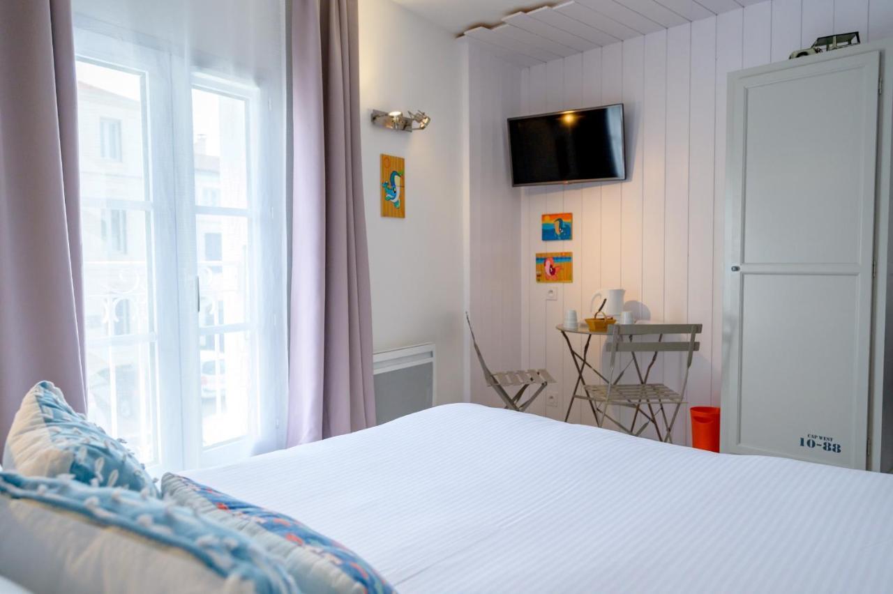 Hotel La Jetee Saint-Martin-de-Re Exterior photo